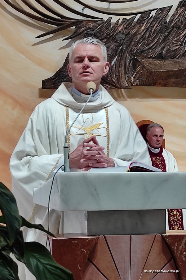 40 Eucharystia.jpg